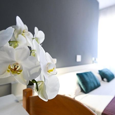 Hotel Montebello Riccione Kültér fotó
